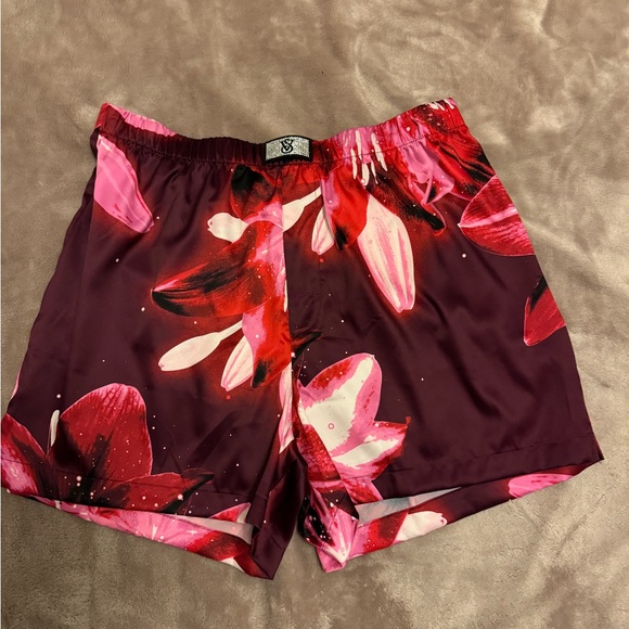 New Victoria Secret sleeper shorts - Picture 2 of 3